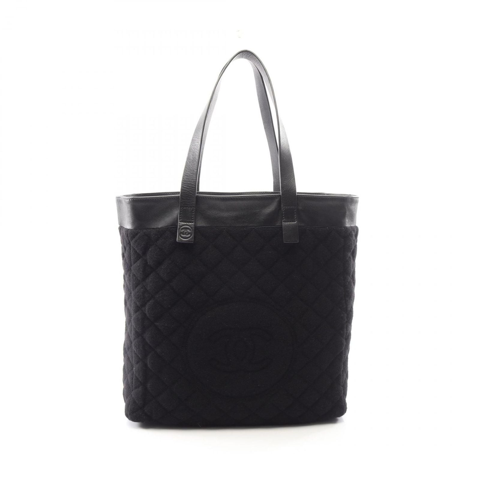 Chanel Tote CC Logo Reversible Black Nylon Leather — view 6