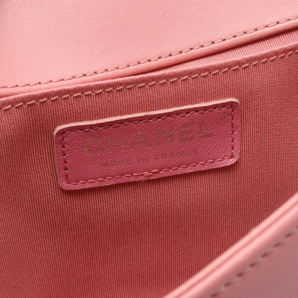 Chanel Shoulder Bag Pink Lambskin Chain — view 4