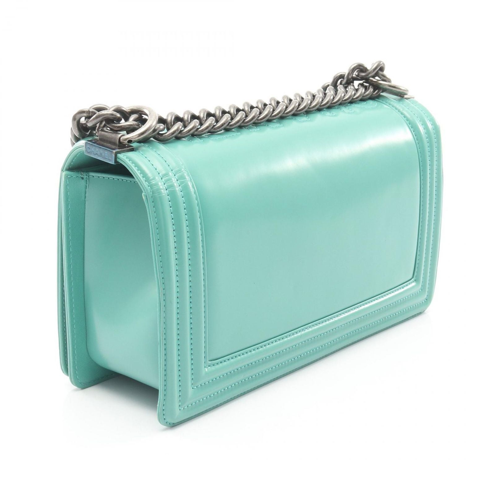 Chanel Shoulder Bag Emerald Green Leather Chain — view 2