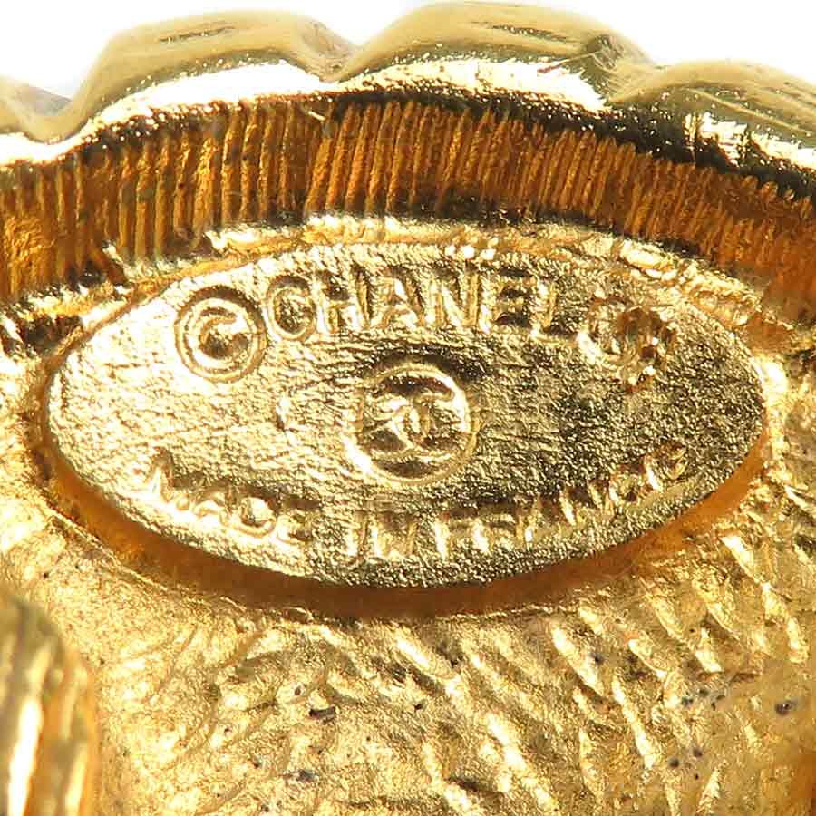 Chanel Earrings Vintee Gold — view 8