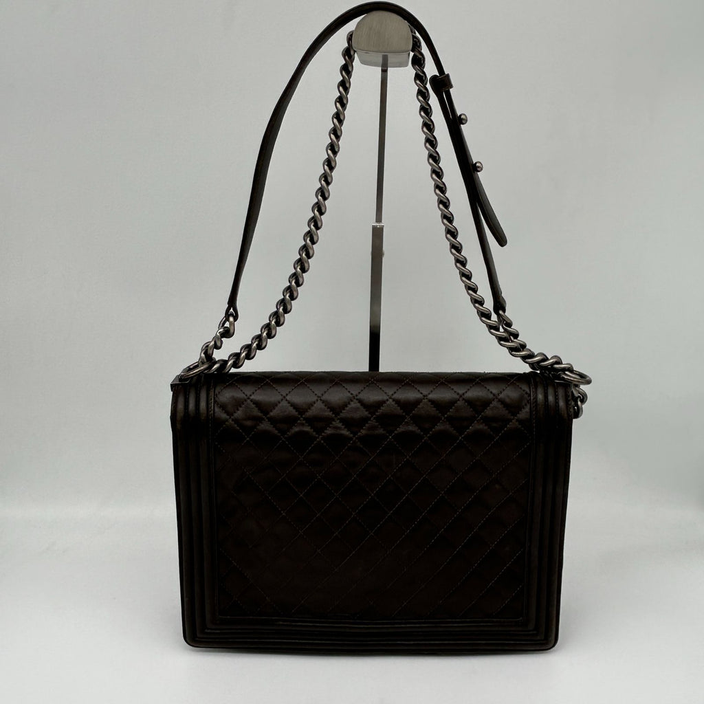 Chanel Shoulder Bag Leather Black Chain — view 2