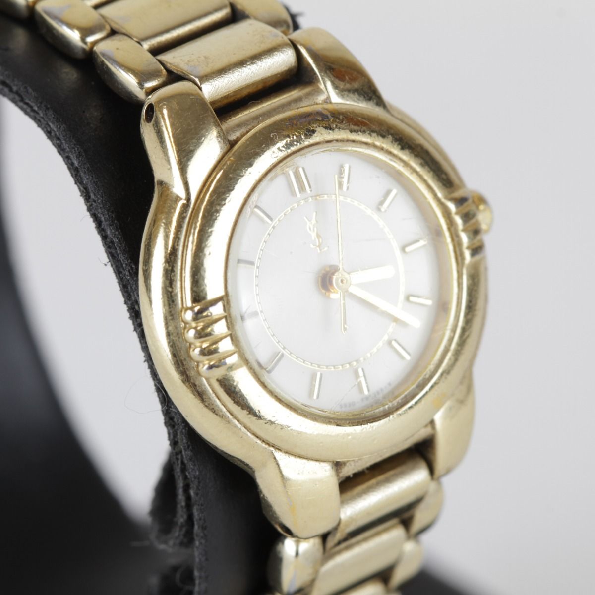 Saint Laurent Unconfirmed Watch Quartz — view 3