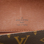 Louis Vuitton Monogram Saint Cloud 24 Crossbody Shoulder Bag Brown Leather — view 8