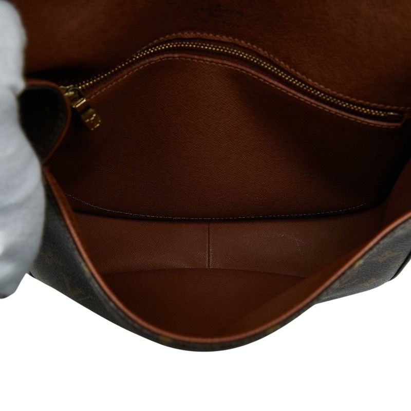 Louis Vuitton Monogram Saint Cloud 24 Crossbody Shoulder Bag Brown Leather — view 6