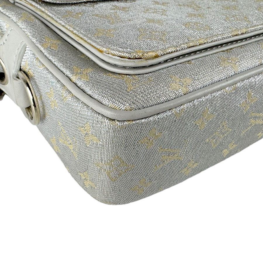 Louis Vuitton Shoulder Bag Monogram Shine Mckenna — view 8