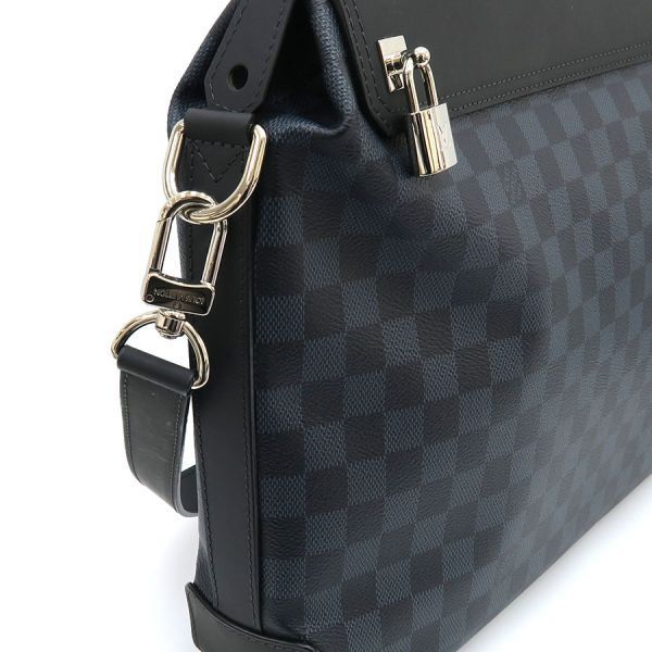 Louis Vuitton Damier Cobalt Messenger Greenwich — view 8