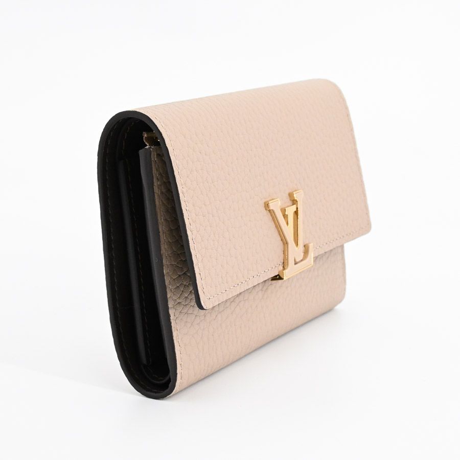 Louis Vuitton Bifold Wallet Portefeuille Capucines Compact — view 2