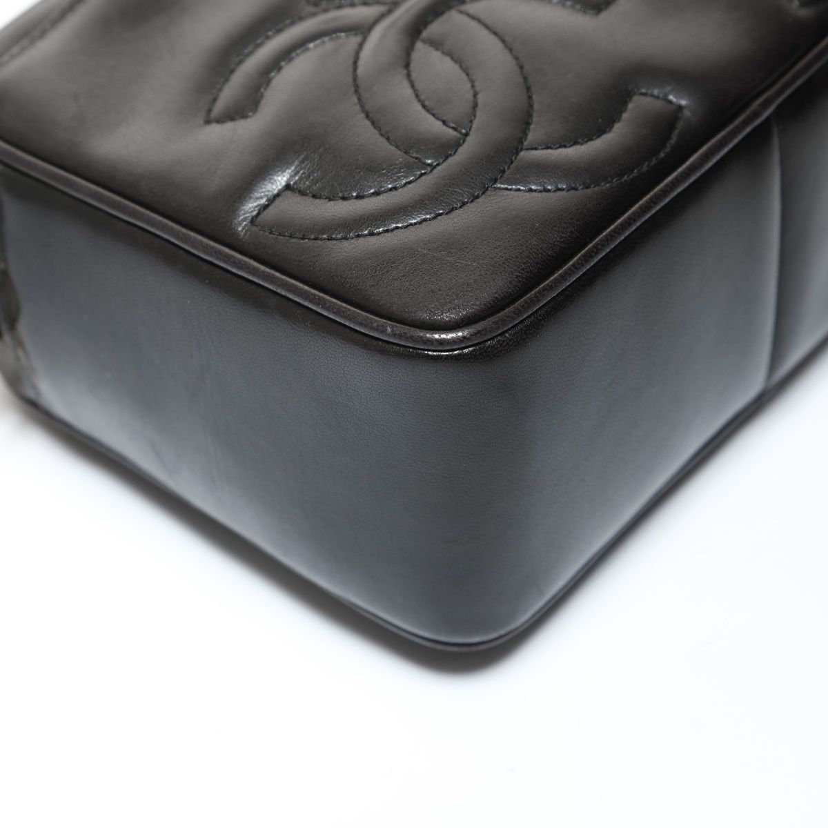 Chanel Shoulder Bag Lambskin Triple Coco Fringe — view 5