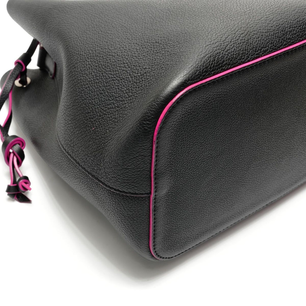 Louis Vuitton Shoulder Bag Lockme Bucket — view 5