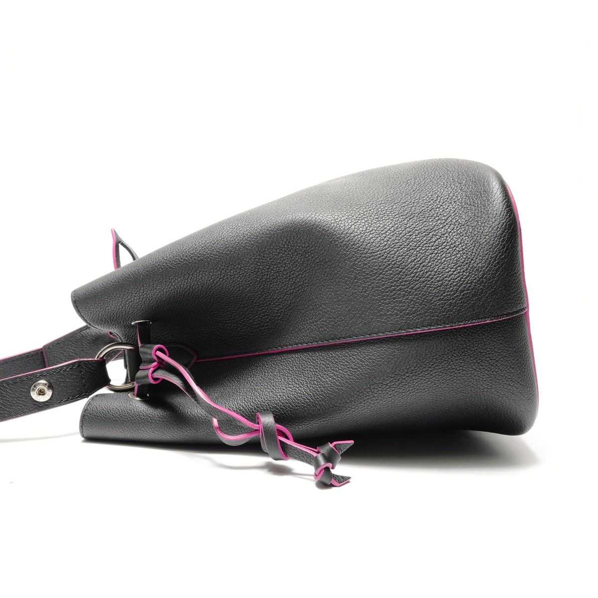 Louis Vuitton Shoulder Bag Lockme Bucket — view 3