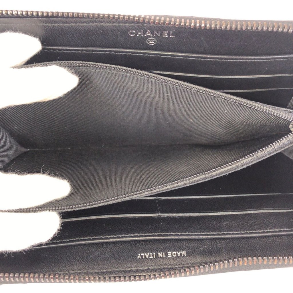 Chanel Chez Blanc Stitch CC Logo Black Gunmetal Lambskin Wallet Zip Around — view 8
