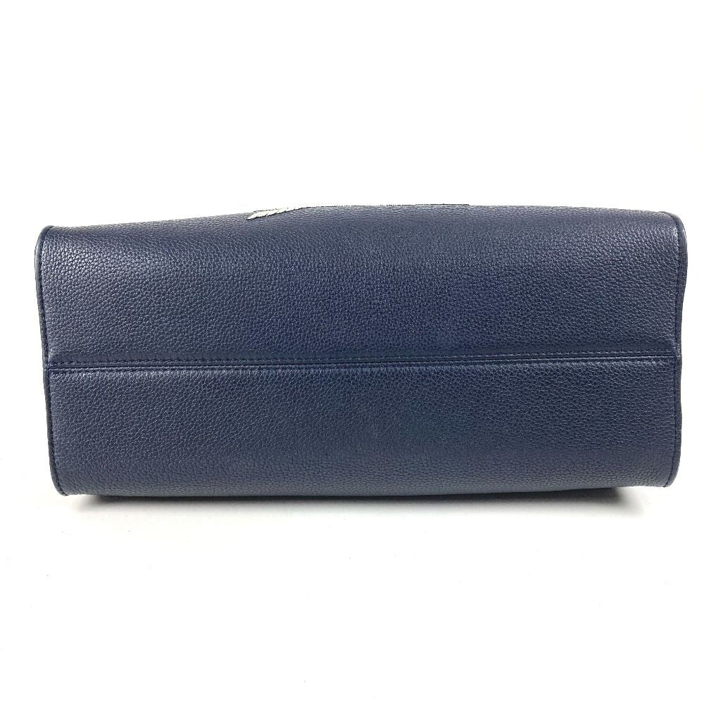 Louis Vuitton Shoulder Bag On The Go MM Leather Navy — view 5