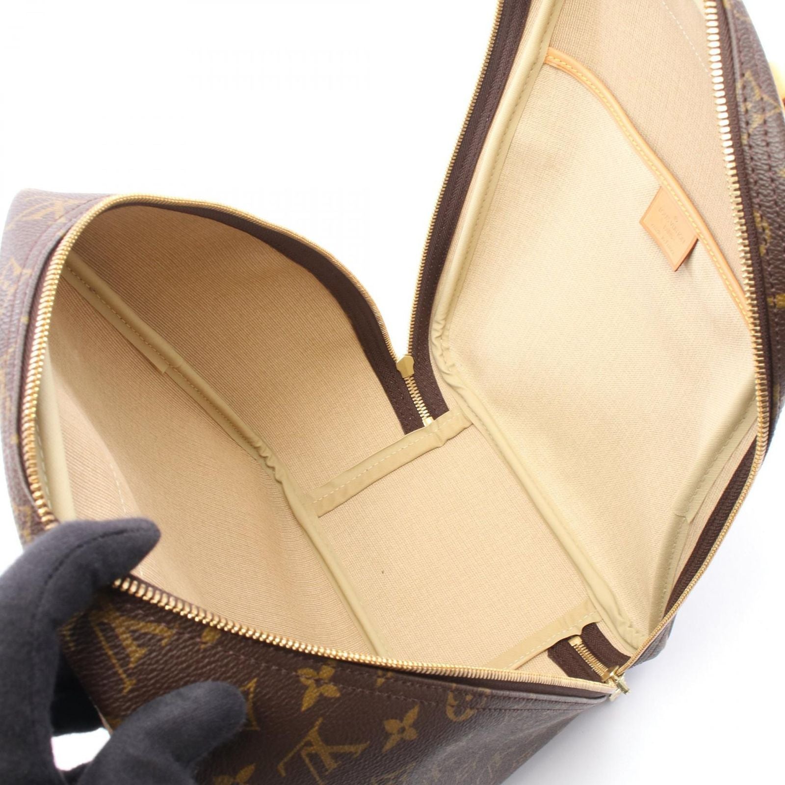 Louis Vuitton Handbag Excursion Canvas Leather — view 3