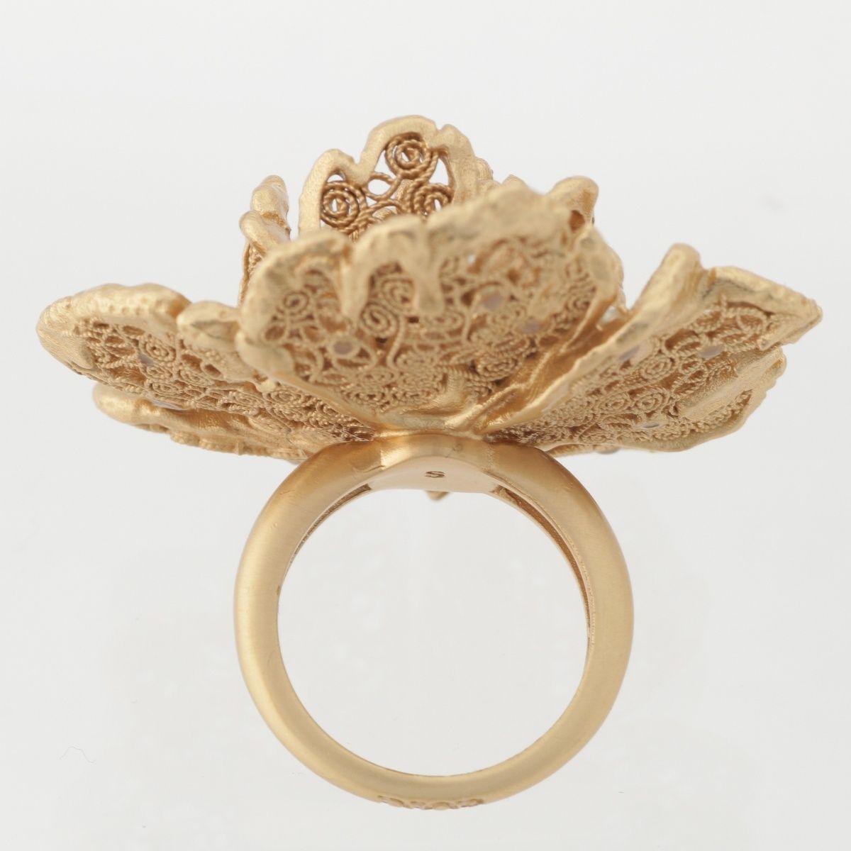 Dior Flower Pearl Ring Gold