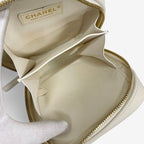 Chanel Shoulder Bag Lambskin White Gold CC Logo Quilted Chain 2-Way — view 6