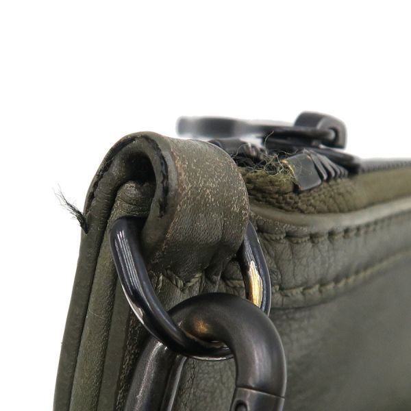 Louis Vuitton Shadow Flat Messenger Bag — view 8