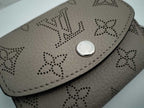 Louis Vuitton Trifold Wallet Portefeuille Iris XS Gale Mahina Silver — view 7