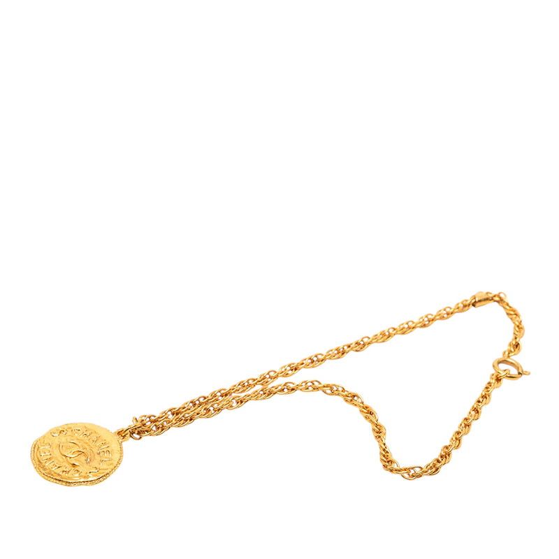 Chanel Logo CC Vintage Necklace Gold Plated — view 3