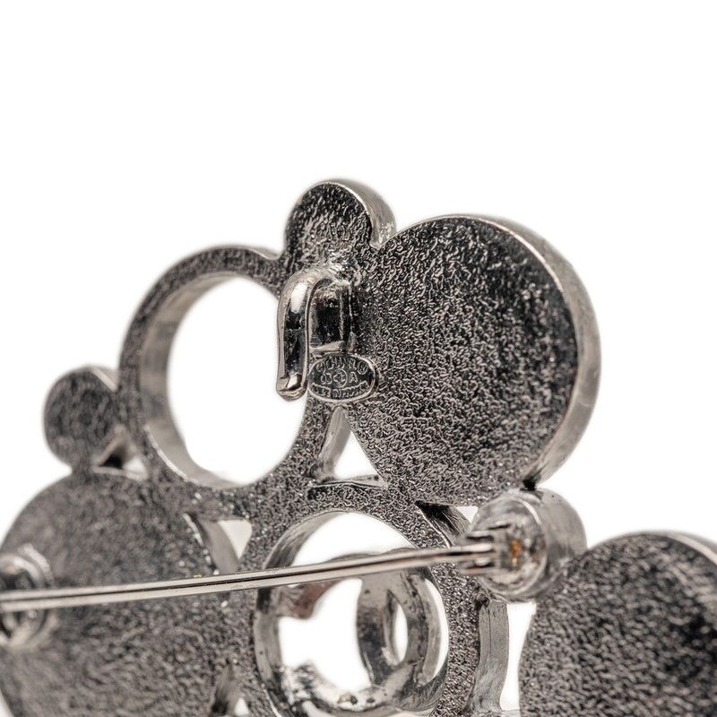 Chanel CC Logo Brooch Silver Multicolor Metal Faux Pearl — view 3