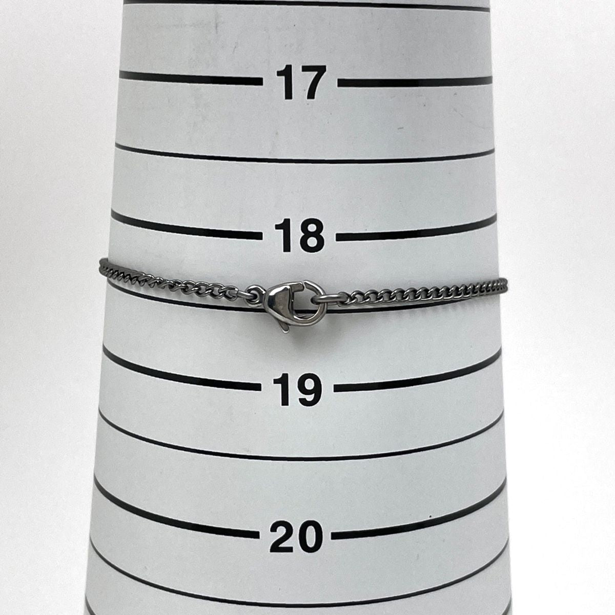 Chanel CC Logo Bracelet Silver Plated — view 5