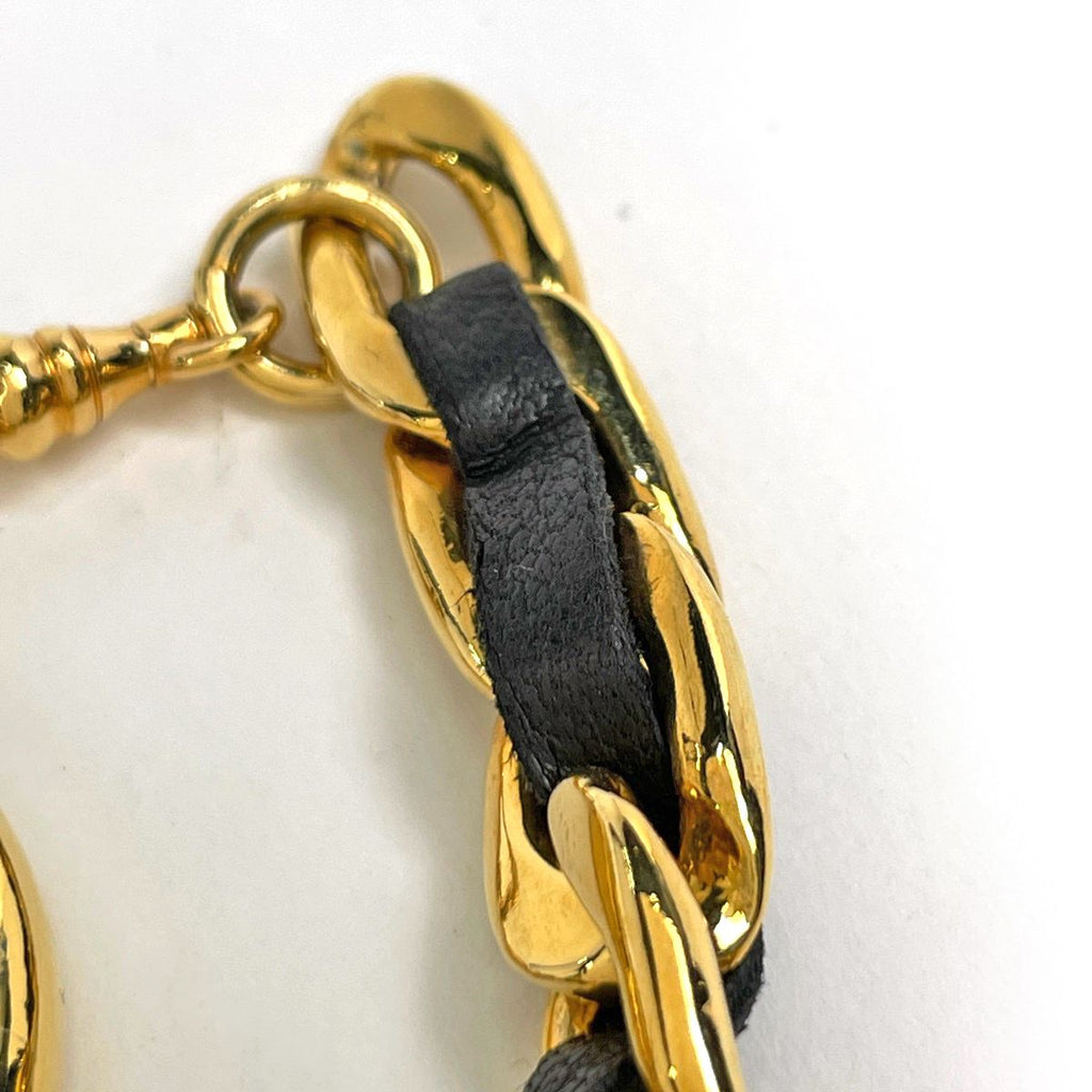 Chanel CC Logo Chain Belt 31 Rue Cambon Leather Gold — view 4