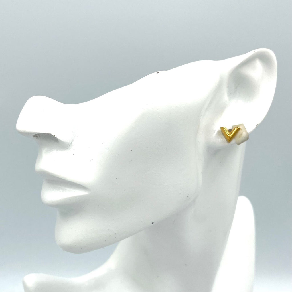 Louis Vuitton Studded Earrings Essential Gold Plated — view 9
