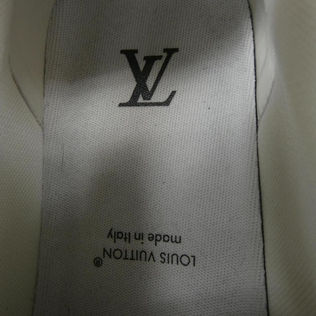 Louis Vuitton LV Trainers Sneakers — view 6