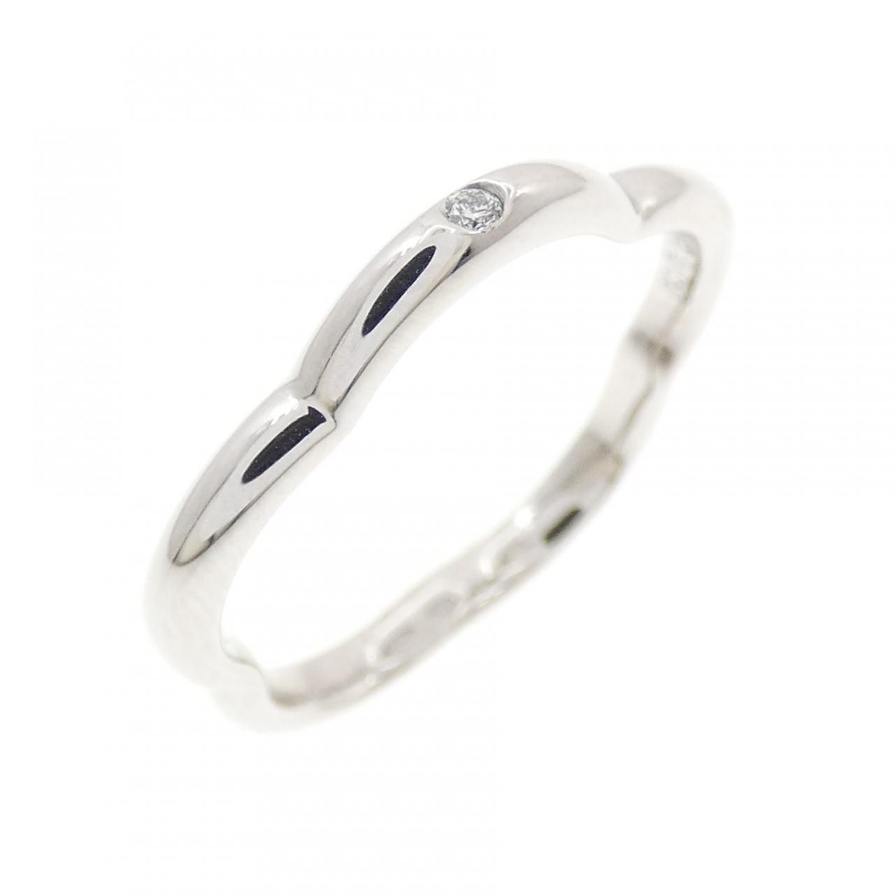 Chanel Camellia Ring White Gold