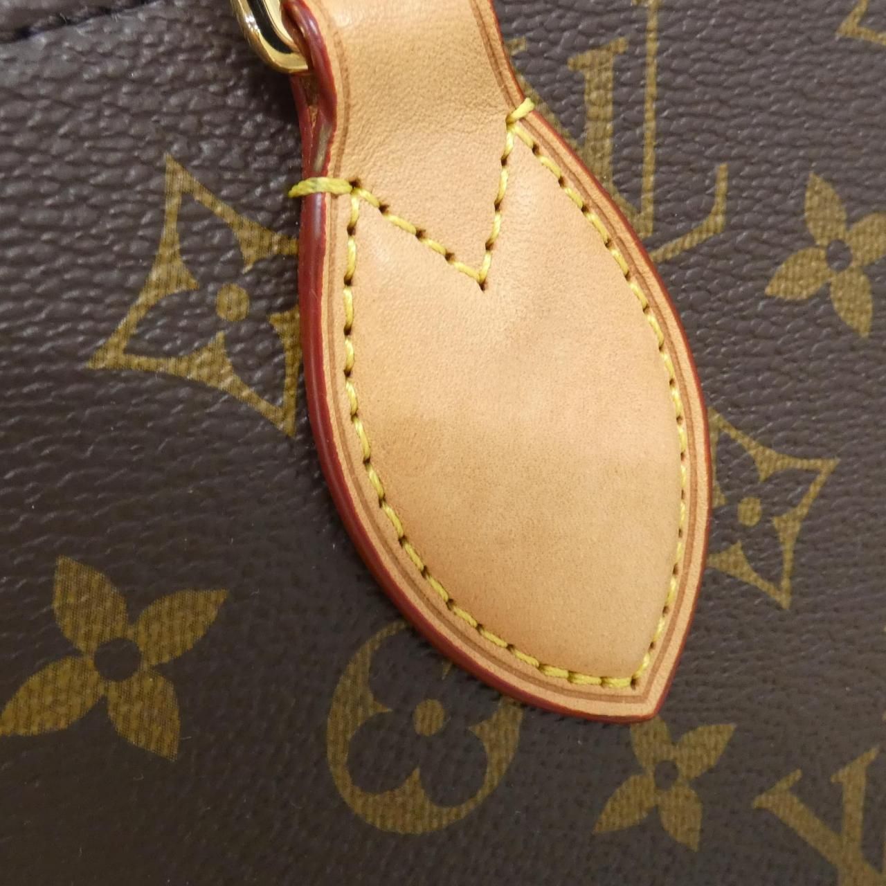 Louis Vuitton Monogram Sac Plat PM Bag — view 3
