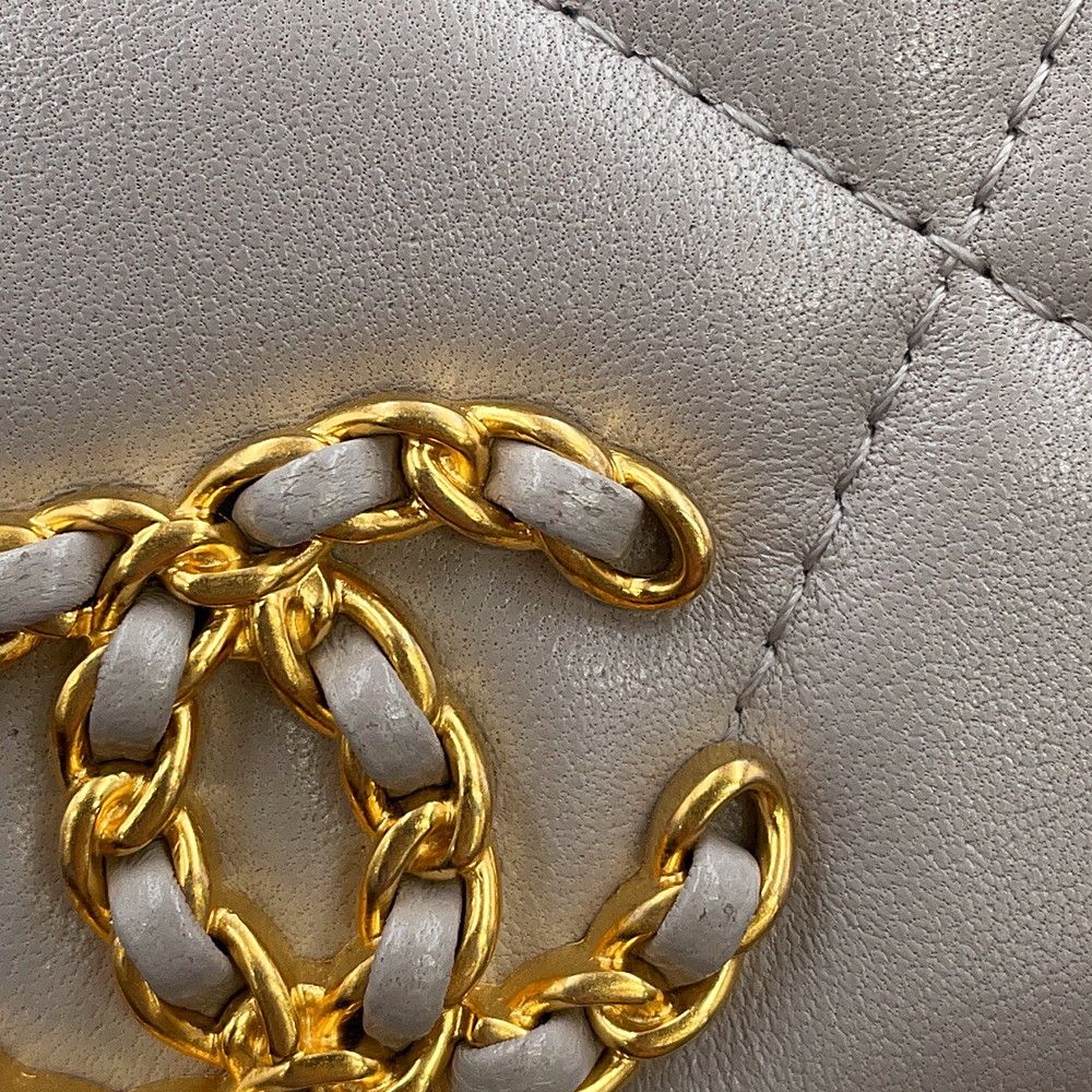 Chanel Chain Wallet 19 Flap Compact Coin Purse Lambskin — view 7