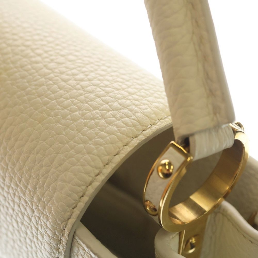 Louis Vuitton Capucines BB Taurillon Leather 2-Way Shoulder Bag White Gold — view 6