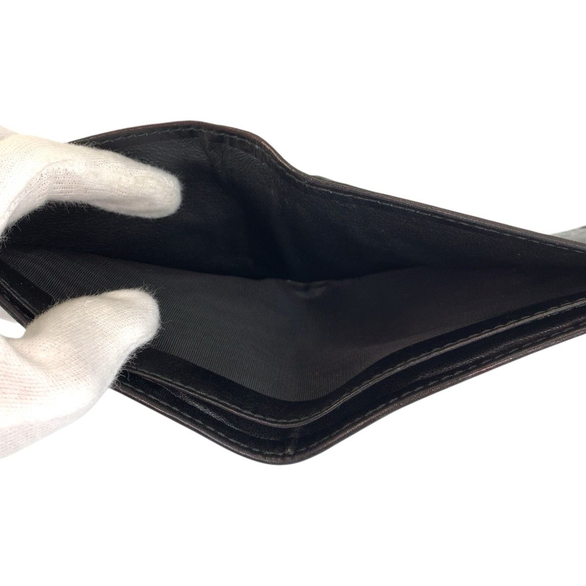 Gucci Interlocking Black Silver GG Canvas Compact Wallet — view 5