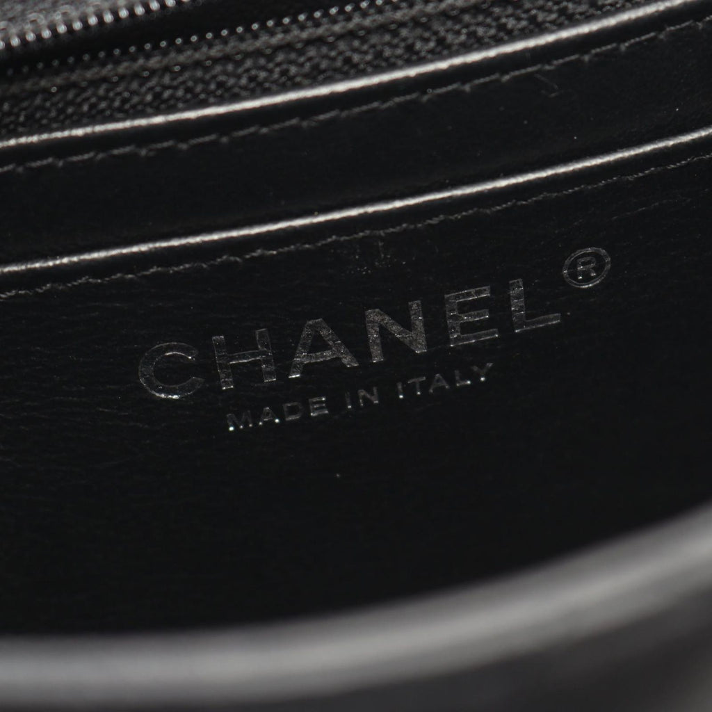 Chanel Shoulder Bag Mini Quilted Black Lambskin Chain — view 4