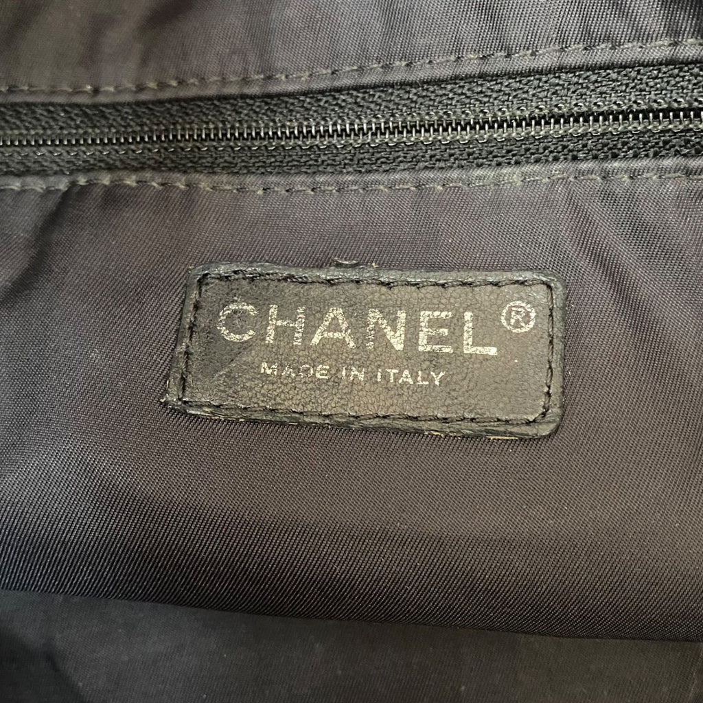 Chanel Paris Biarritz Tote Black CC Logo Business Travel — view 3