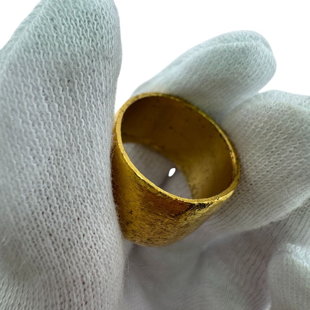 Chanel Rhinestone CC Logo Ring Gold — view 7