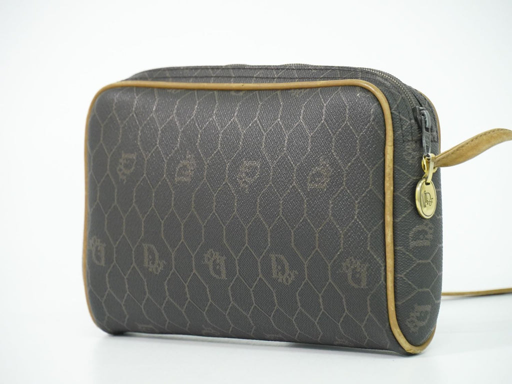 Dior Honeycomb Pattern Shoulder Bag Pochette Black — view 2