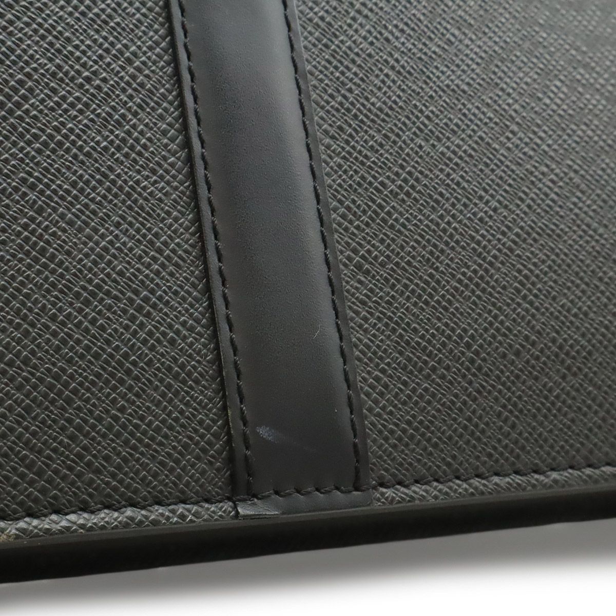 Louis Vuitton Taiga Porte Documents Rosin Business Bag Ardoise Black — view 9