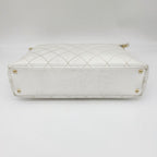 Chanel Wild Stitch Shoulder Bag — view 9