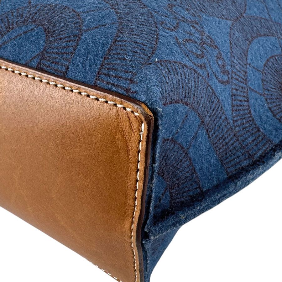 Hermes Tote Shoulder Bag Karimi MM — view 9