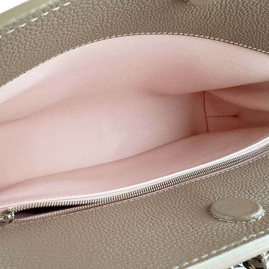 Louis Vuitton Shoulder Bag Astrid — view 5