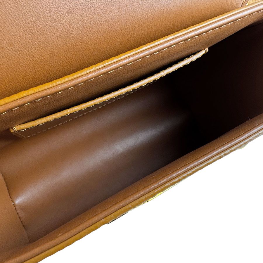 Louis Vuitton Shoulder Bag Twist Lock XL — view 5