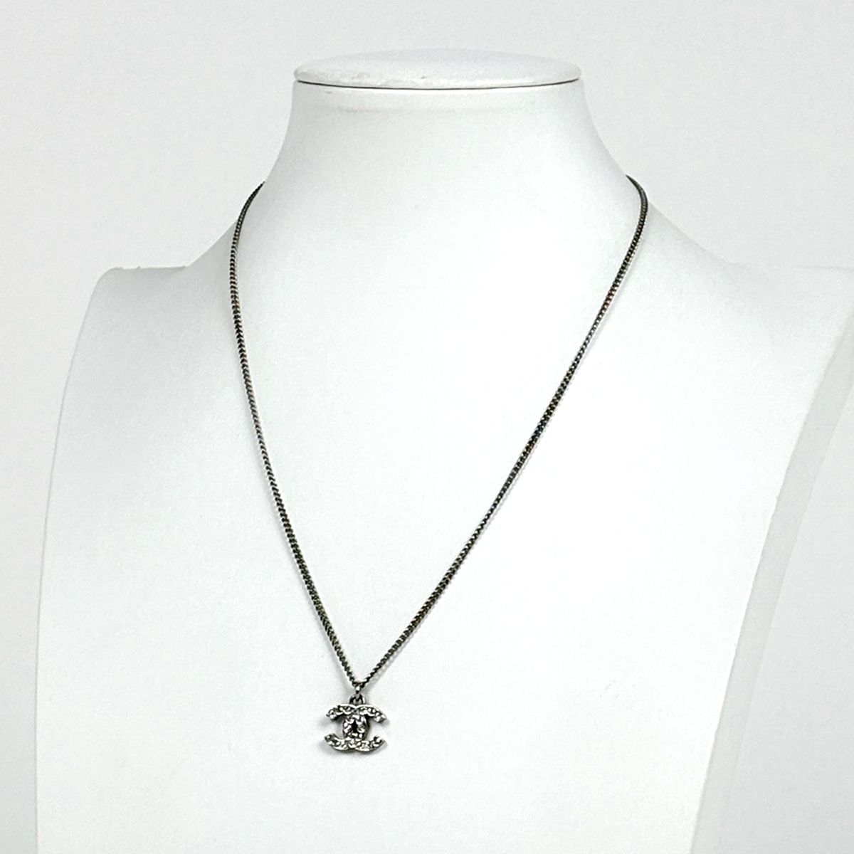 Chanel CC Logo Rhinestone Necklace Silver Plated — view 5