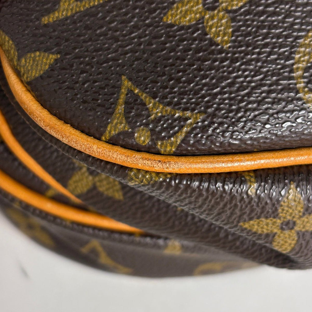 Louis Vuitton Saumur 30 Shoulder Bag Monogram Brown — view 3