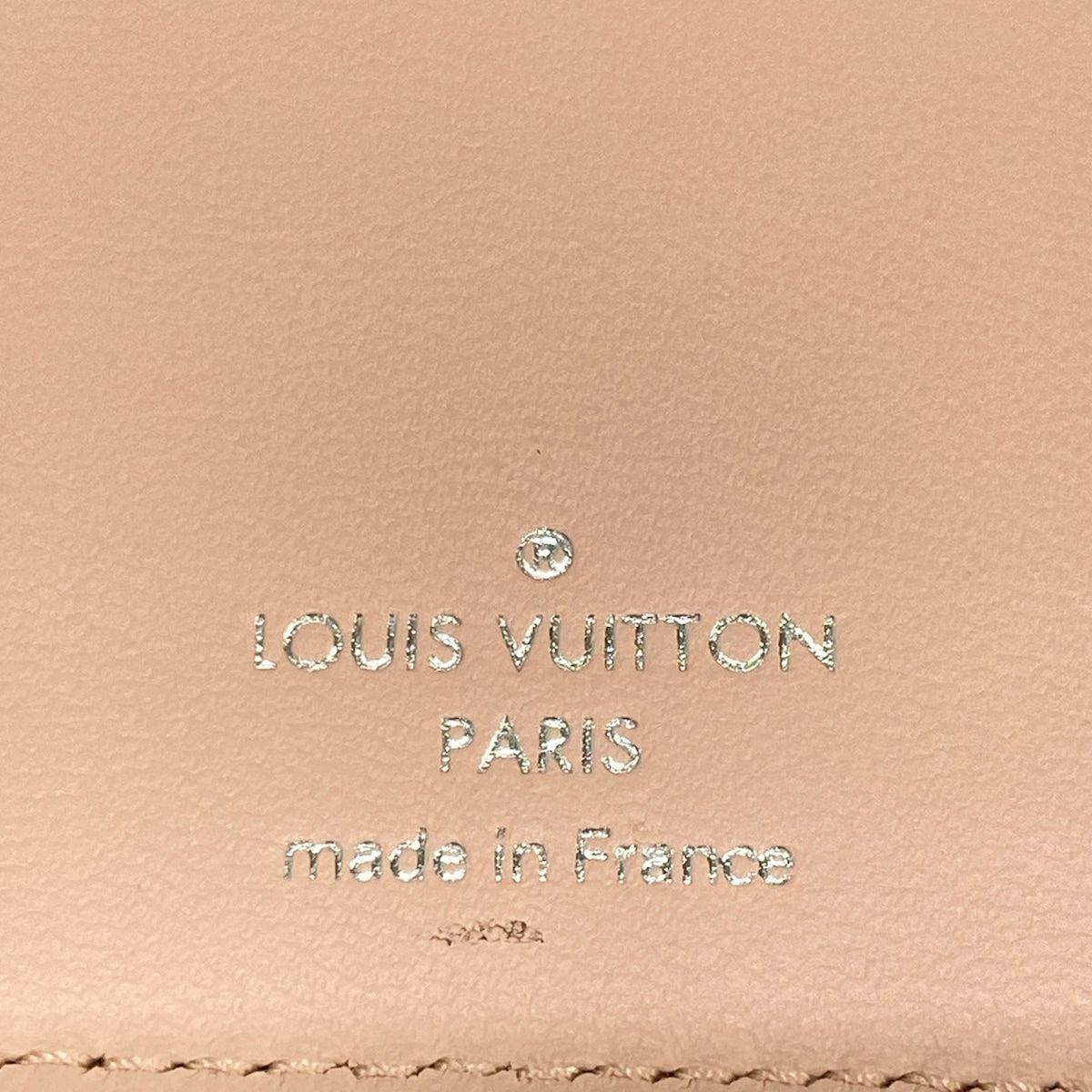 Louis Vuitton Bifold Wallet Mahina Portefeuille Jasmine Pink Leather Cowhide — view 5
