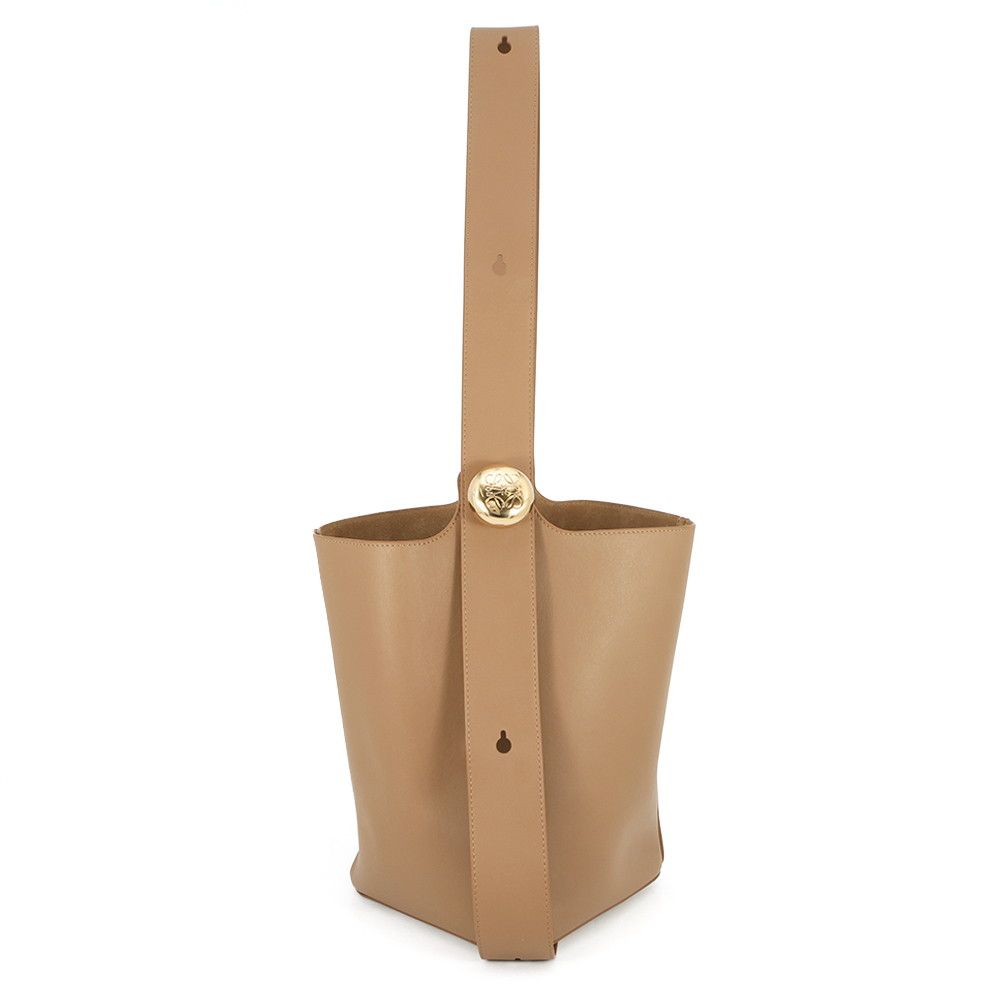Loewe Tote Pebble Bucket Bag Sum Scarf Leather