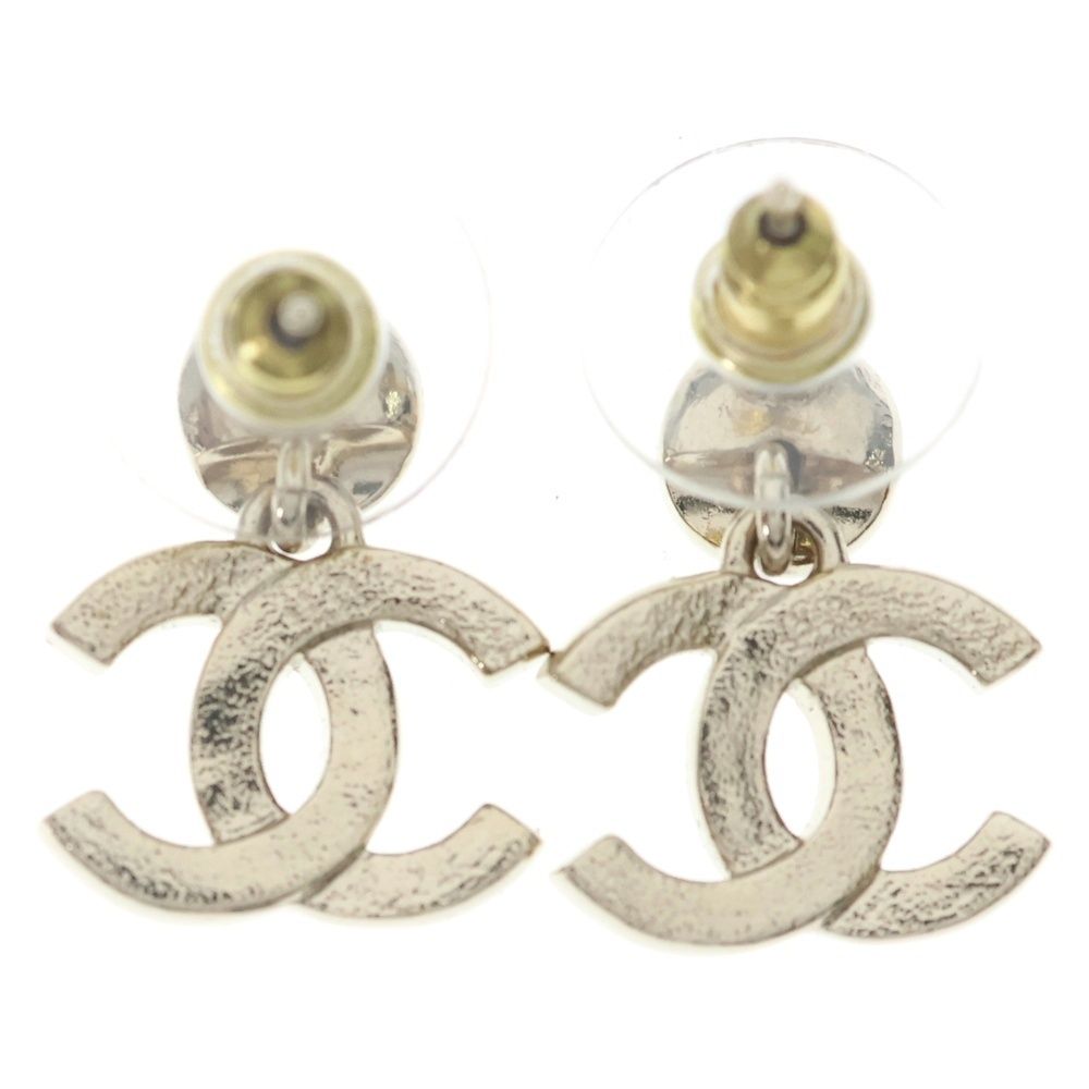 Chanel CC Logo Rhinestone Earrings Gold — view 2