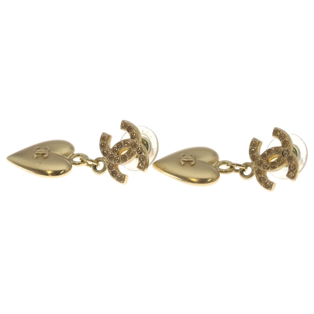 Chanel CC Logo Rhinestone Heart Motif Earrings Gold — view 3