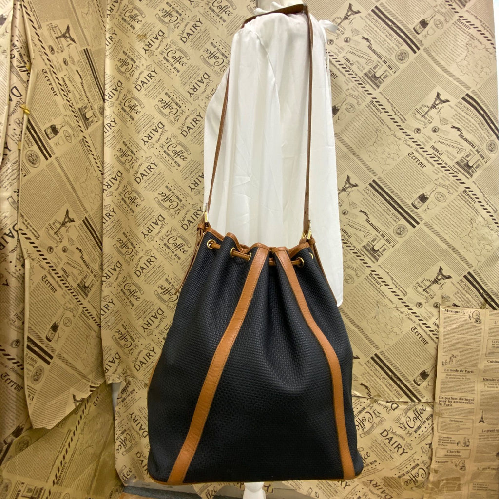Saint Laurent Shoulder Bag Drawstring Leather Crossbody — view 5