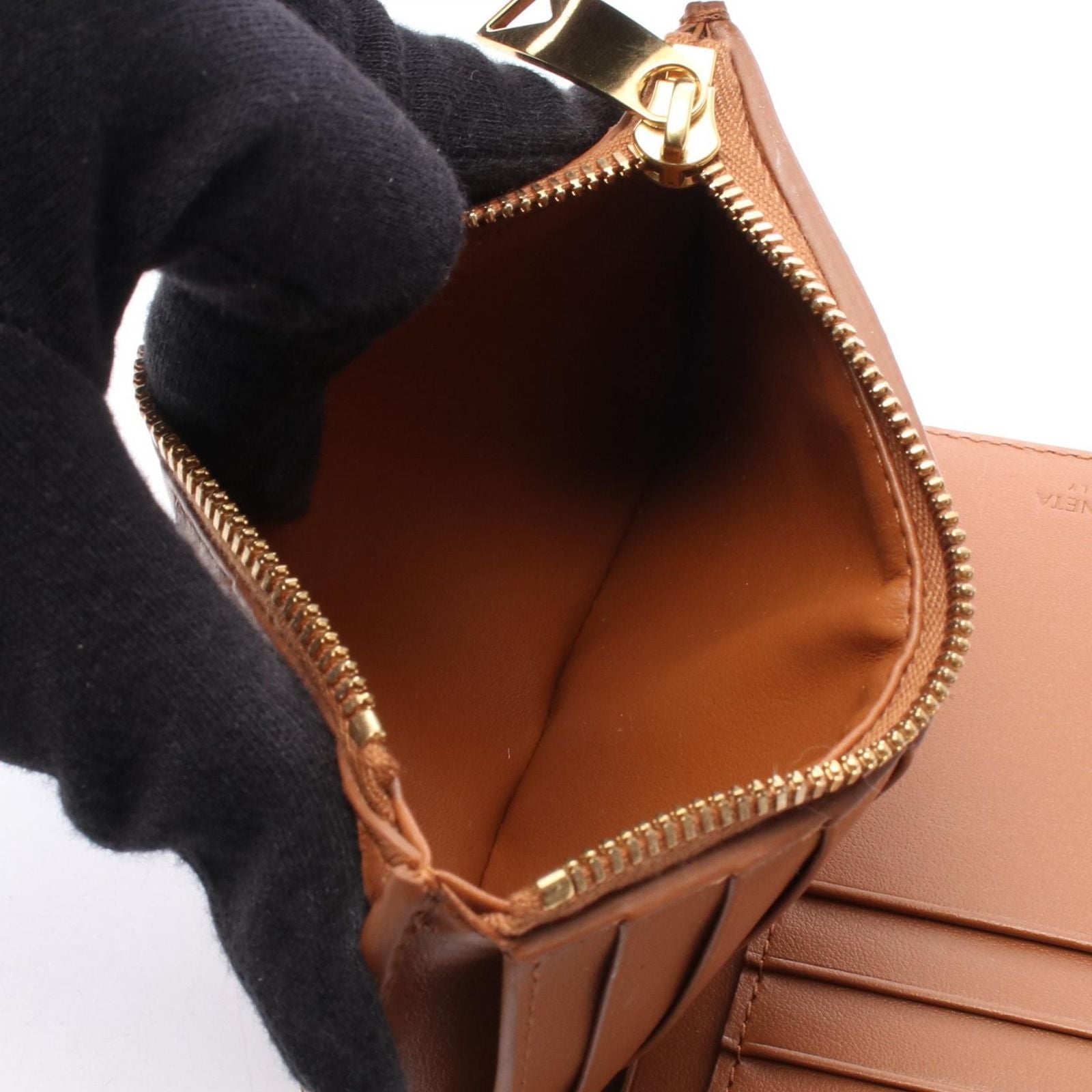 Bottega Veneta Bifold Wallet Intrecciato Camel Lambskin — view 4