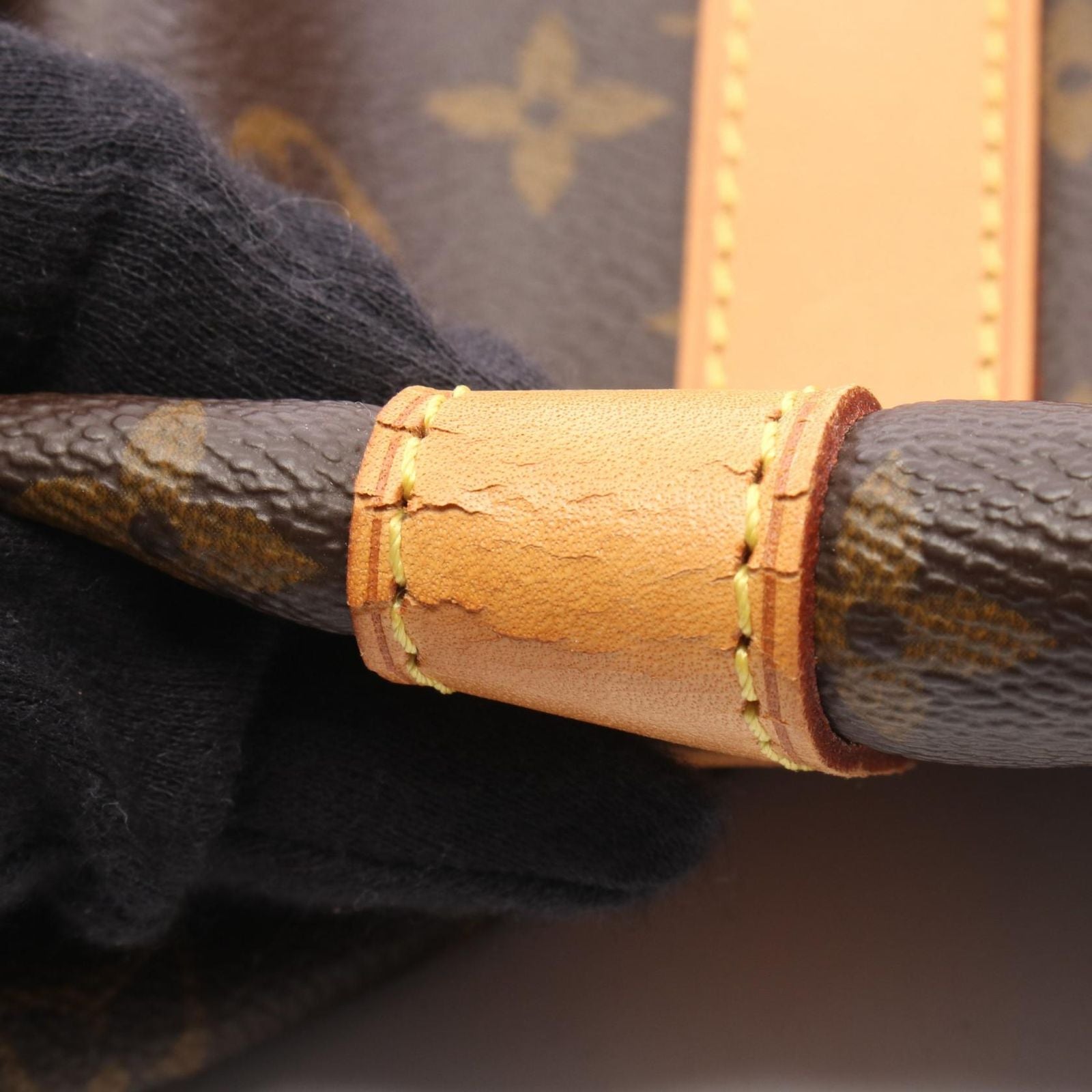 Louis Vuitton Boston Bag Keepall 60 Canvas Leather — view 9